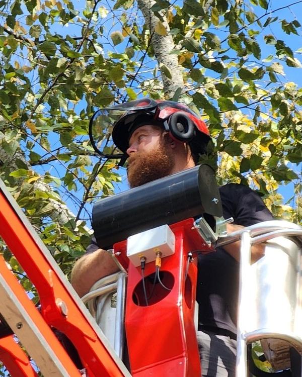 Mullinax crew member